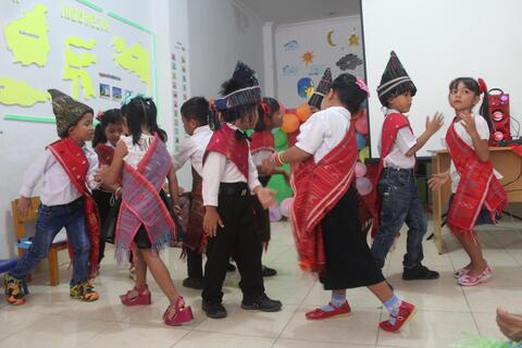 Tarian tor-tor